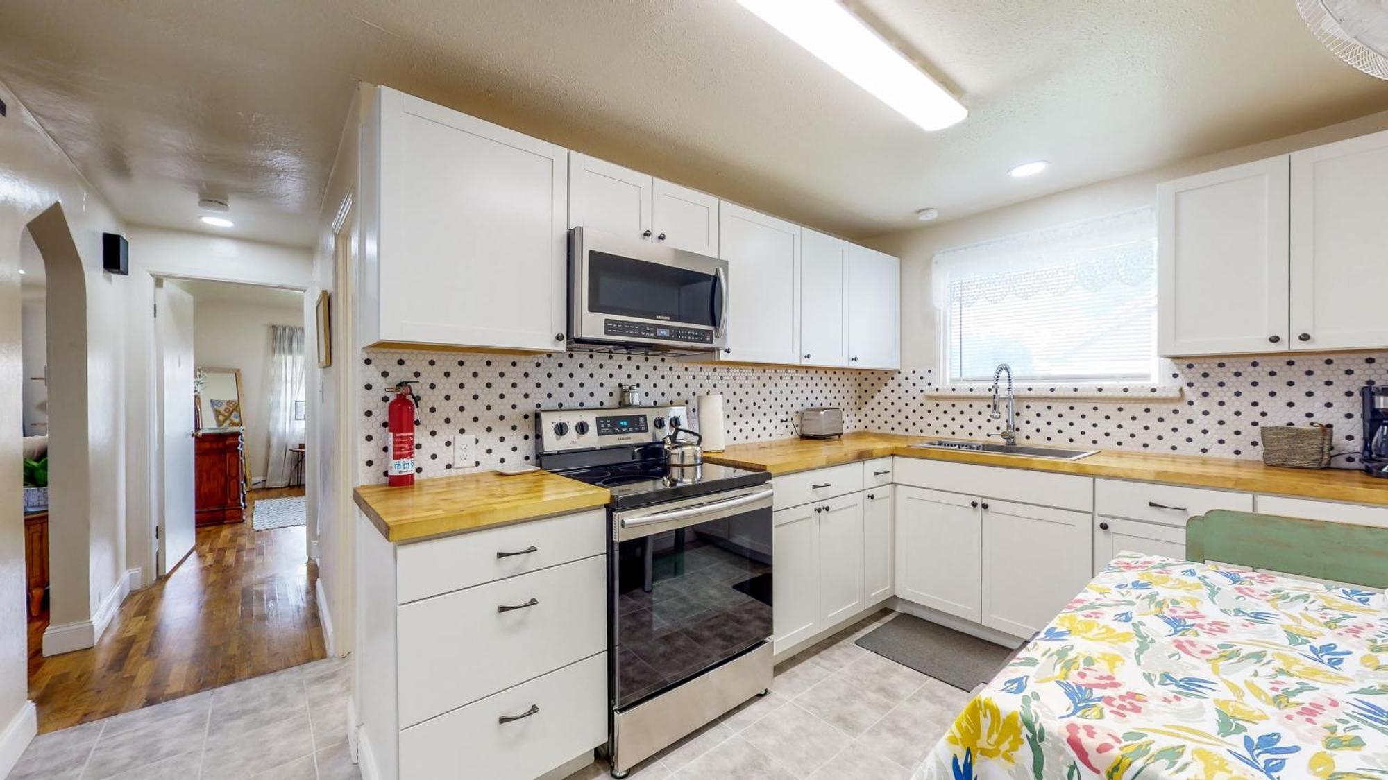 Charming Downtown Bungalow - King Bed, Office Twin Falls Exterior photo